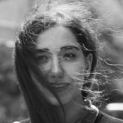 Niyusha Zarei